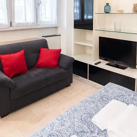 Accogliente Loft In Zona Monumentale/cenisio דירה