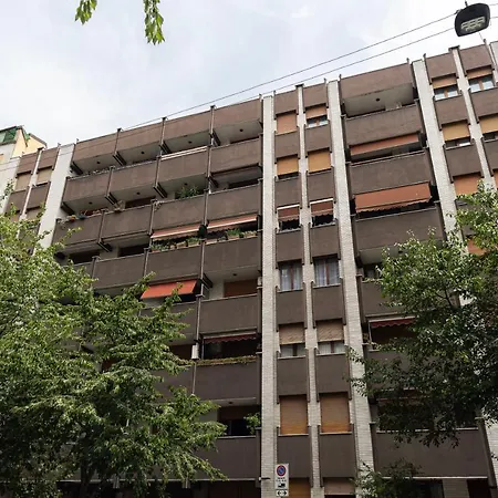 Accogliente Loft In Zona Monumentale/cenisio מילאנו